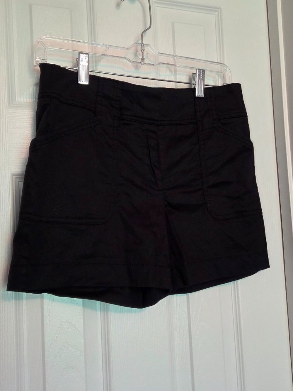 WHBM Black Tailored 4" Shorts, Size 0